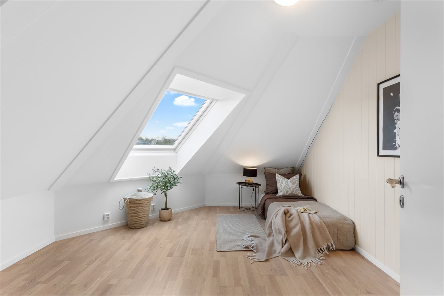 Soverom 3 er på 9m² 