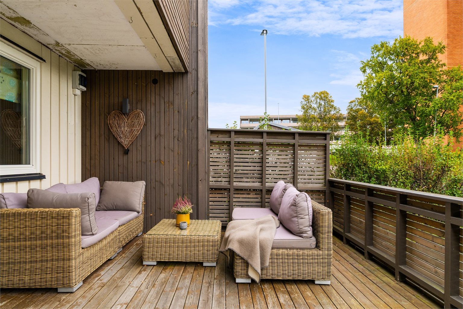 Uteplass ifbm inngangspartiet 