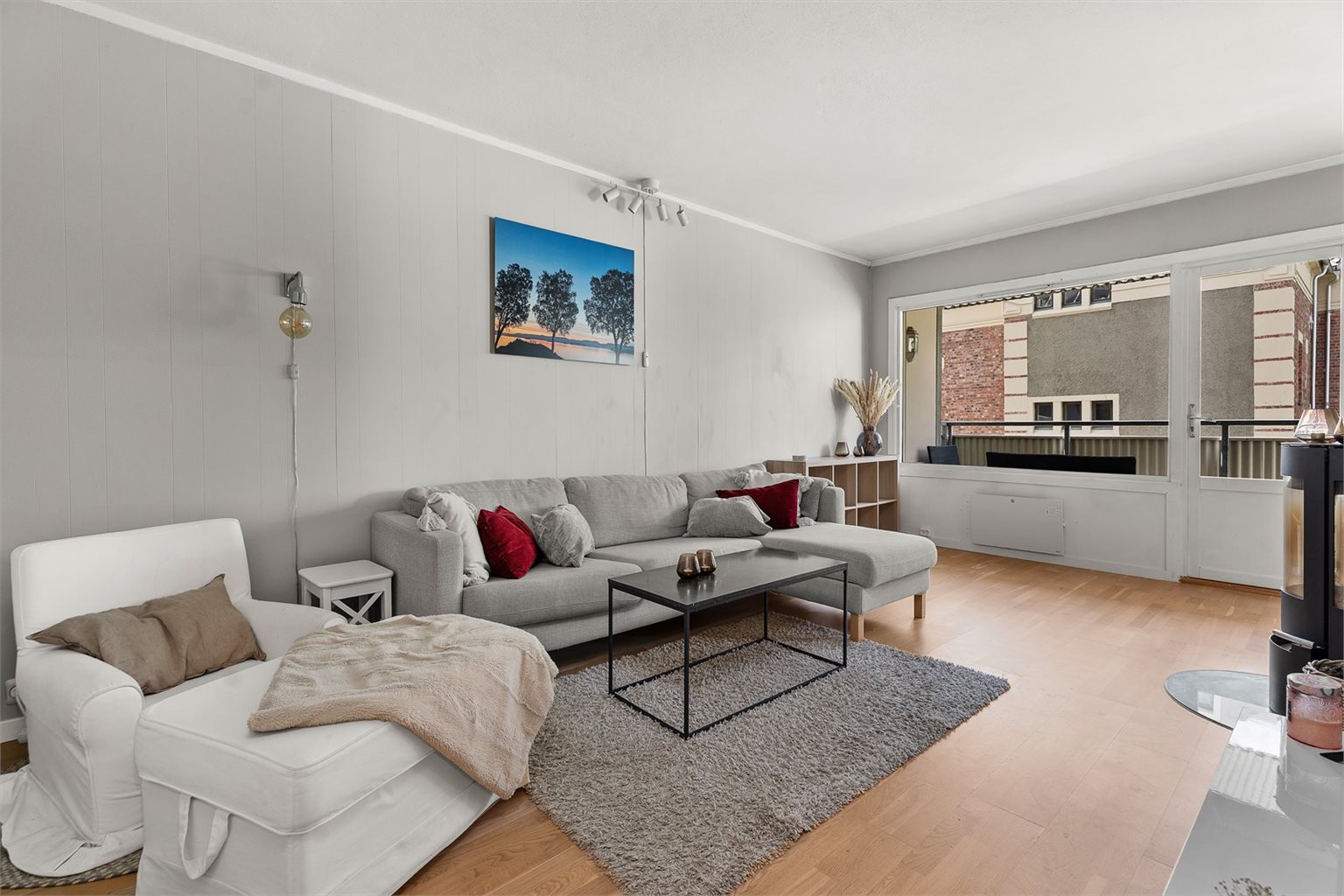 Leilighetens stue er på 22 m². Her er det god plass til møblering etter ønske og behov.
