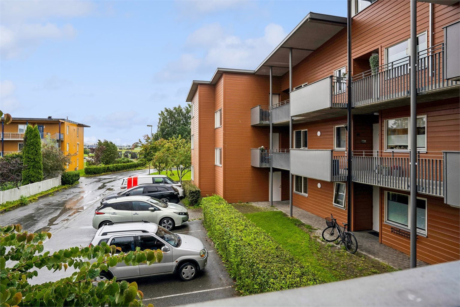 Sameiet har flere parkeringsplasser for besøkende